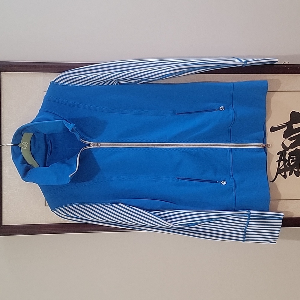 Lululemon jacket - Picture 2 of 4